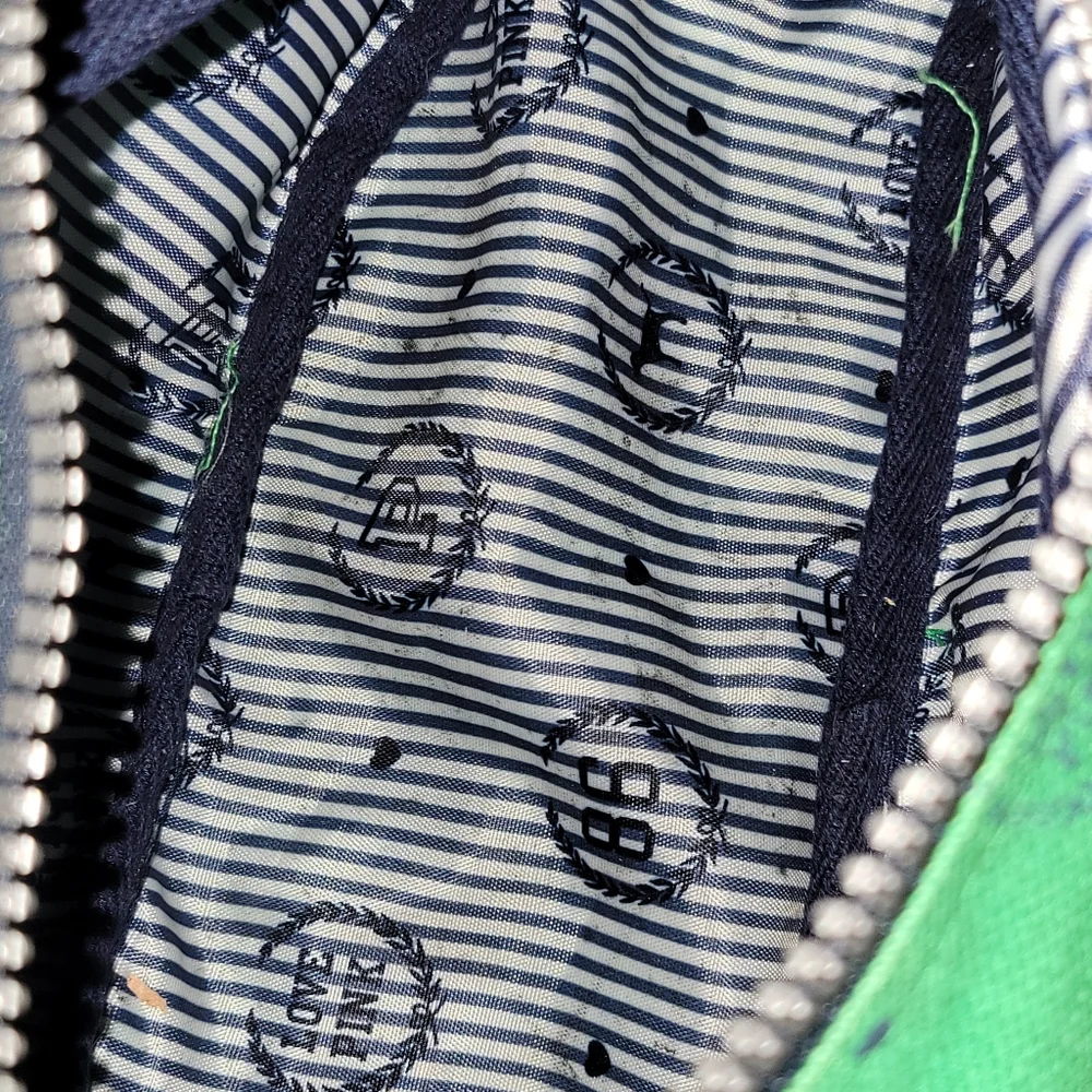 Victoria's Secret PINK Green, Navy Blue and White Makeup Bag - Picture 3 of 3